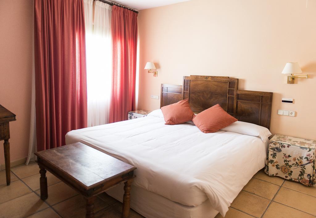 Hotel Can Ceret Sant Pere Pescador Exteriör bild