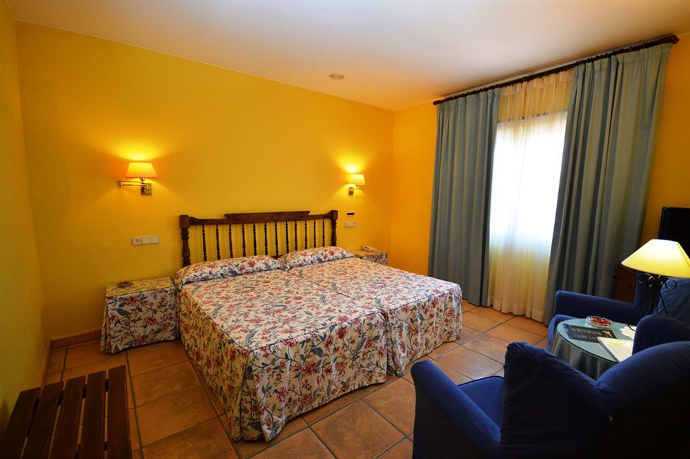 Hotel Can Ceret Sant Pere Pescador Exteriör bild